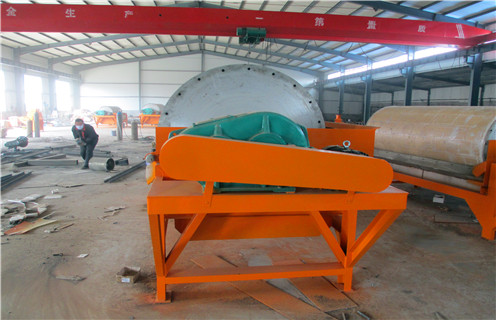 輥磨磁選機(jī)，衡量高壓輥磨機(jī)生產(chǎn)廠家三個(gè)指標(biāo)_單傳動(dòng)輥壓磁選機(jī)打開新的破碎天地磁場一般為多少_磁塊如何排列
